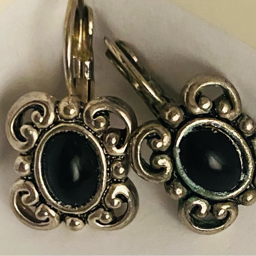 Intricate Black and Silver Earrings - Picture 4 of 6